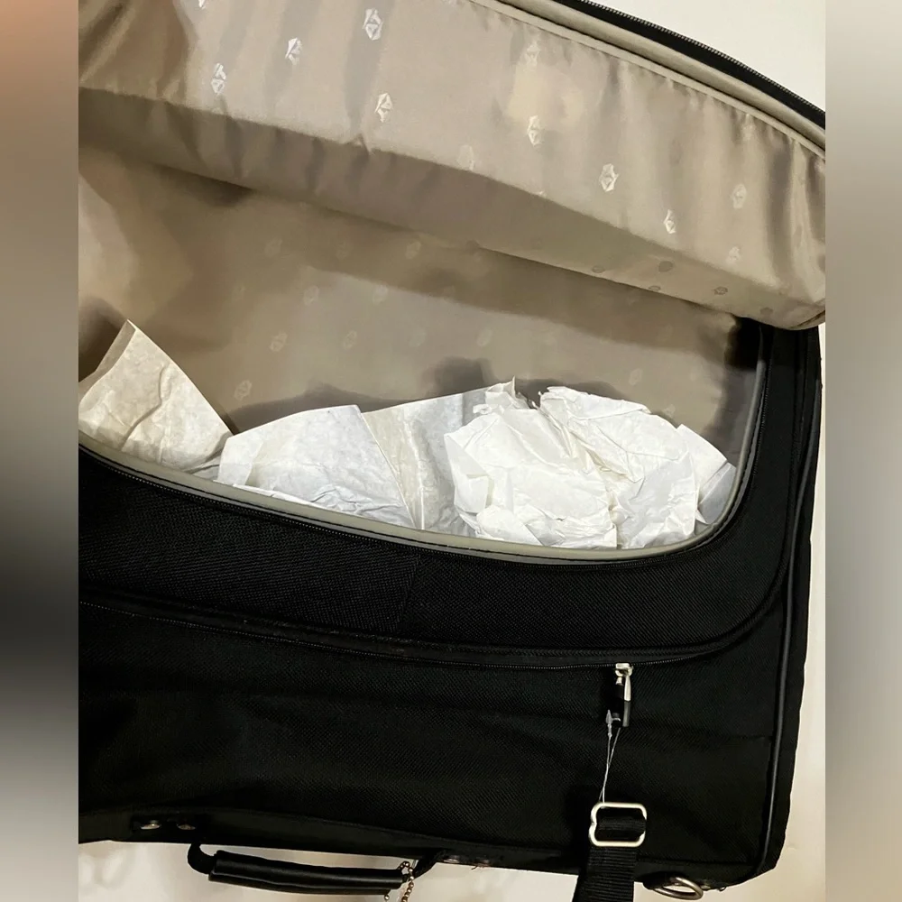 American Tourister Black Travel Bag